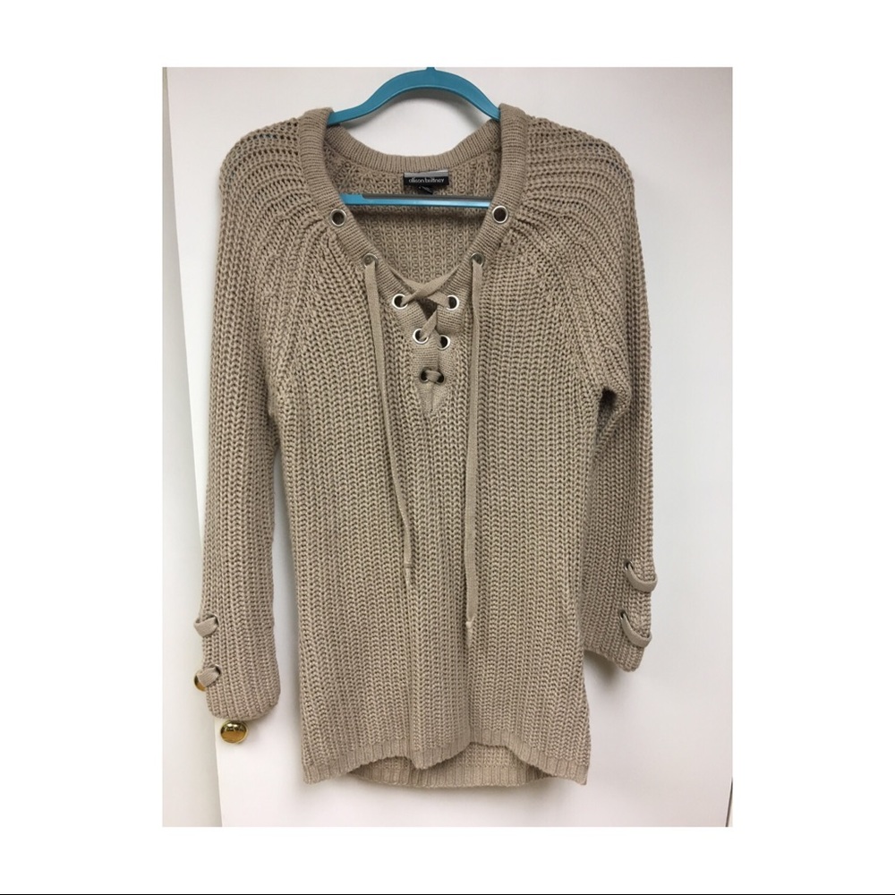 Allison Brittney Sweater Size M
